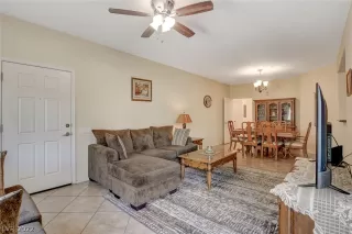 Photo #6: 2417440 Listing