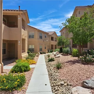 Photo #2: 2417510 Listing 