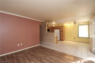 Photo #2: 2417594 Listing