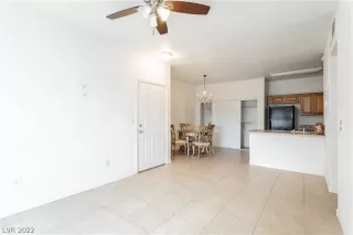 Photo #2: 2417607 Listing