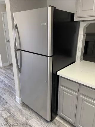 Photo #1: 2417617 Listing 