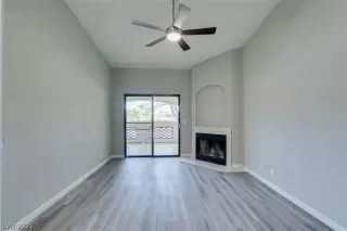 Photo #5: 2417645 Listing