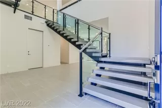 Photo #3: 2417660 Listing 