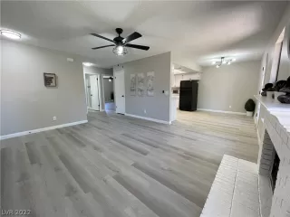 Photo #1: 2417663 Listing 