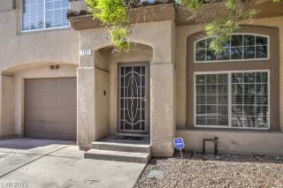 Photo #3: 2417673 Listing 