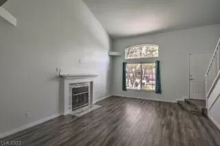 Photo #5: 2417673 Listing 