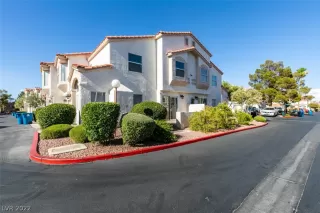 Photo #3: 2417677 Listing 