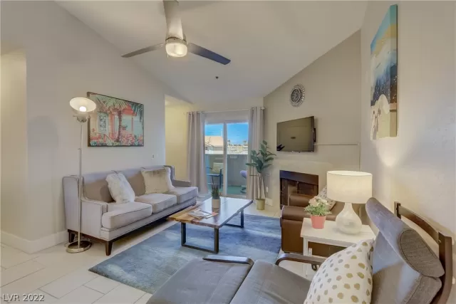 MLS: 2417743 Condo For Sale