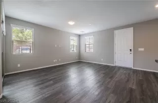 Photo #5: 2417744 Listing 