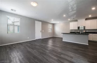 Photo #6: 2417744 Listing 