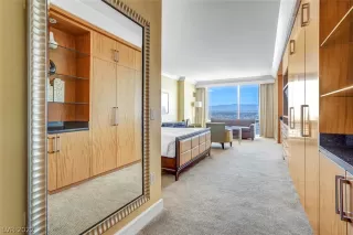 Photo #3: 2417793 Listing