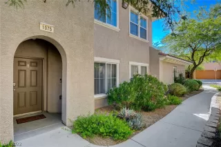 Photo #3: 2417816 Listing