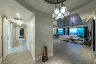 Photo #4: 2417824 Listing