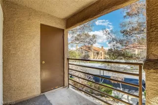 Photo #1: 2417831 Listing 