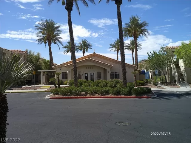 MLS: 2417844 Condo For Sale