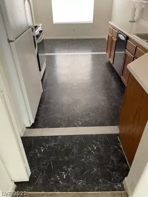 Photo #2: 2417862 Listing 