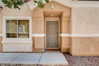 Photo #3: 2417867 Listing