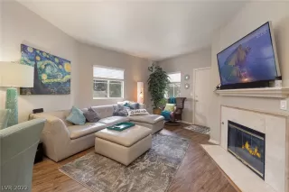 Photo #2: 2417873 Listing 