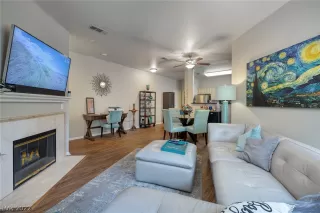 Photo #4: 2417873 Listing 