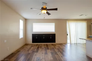 Photo #2: 2417909 Listing