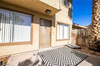 Photo #1: 2417931 Listing