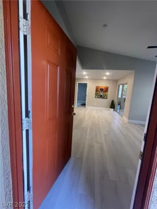 Photo #1: 2417957 Listing