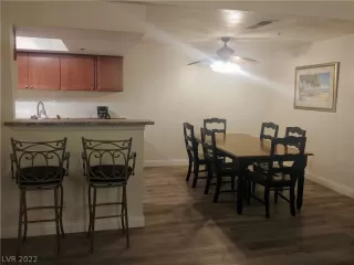 Photo #3: 2417970 Listing