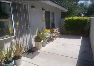 Photo #2: 2417971 Listing