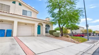 Photo #2: 2417982 Listing