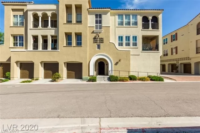 MLS: 2417988 Condo For Sale
