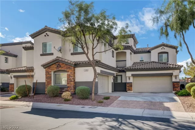 MLS: 2418012 Condo For Sale