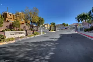 Photo #1: 2418012 Listing 