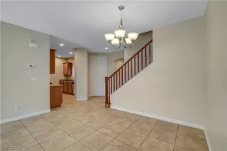 Photo #6: 2418012 Listing 