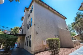 Photo #2: 2418019 Listing