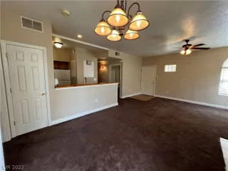 Photo #2: 2418027 Listing 