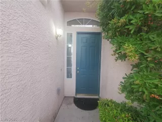 Photo #1: 2418076 Listing 