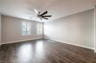 Photo #3: 2418108 Listing 