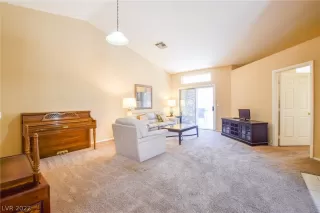 Photo #1: 2418151 Listing 