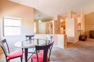 Photo #4: 2418151 Listing 