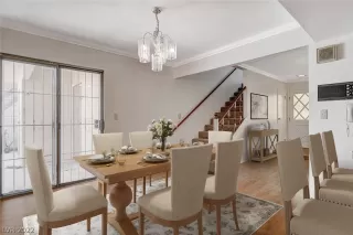 Photo #6: 2418156 Listing