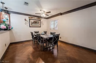 Photo #5: 2418176 Listing