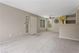 Photo #6: 2418179 Listing 