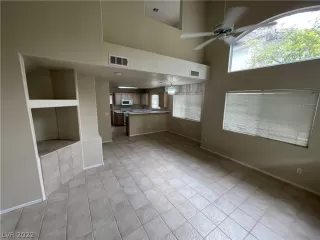 Photo #4: 2418200 Listing 