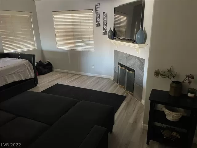 MLS: 2418230 Condo For Sale