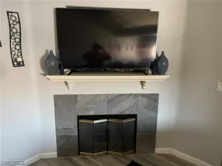 Photo #2: 2418230 Listing