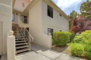 Photo #3: 2418276 Listing 