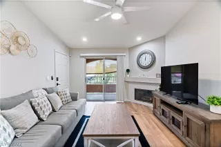 Photo #6: 2418309 Listing 