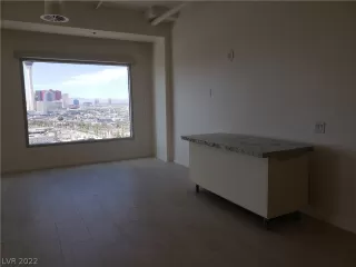 Photo #4: 2418313 Listing