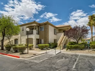 Photo #1: 2418387 Listing