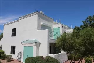 Photo #1: 2418411 Listing